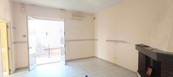 Apartamento T3 em Aversa, Italy N.º 313597 6