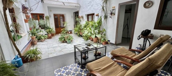 5 bedrooms House in Cordoba, Spain No. 152420 9