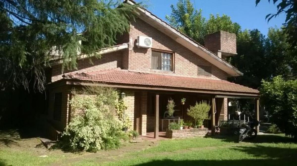 3 chambres Maison à Tres de Febrero, Argentina No. 103831