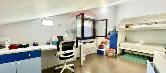 2 Schlafzimmer Doppelhaus in Caserta, Italy, Nr. 377394 45