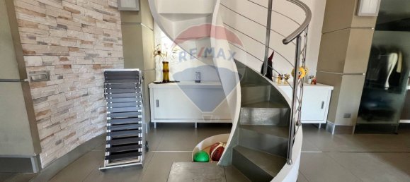 2 Schlafzimmer Doppelhaus in Caserta, Italy, Nr. 377394 27