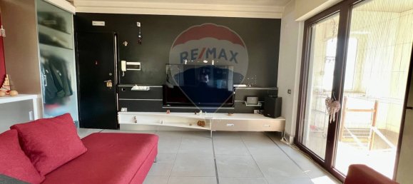 2 Schlafzimmer Doppelhaus in Caserta, Italy, Nr. 377394 10