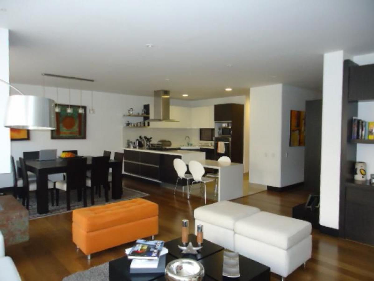 3 bedrooms House in Bogota, Colombia No. 9930