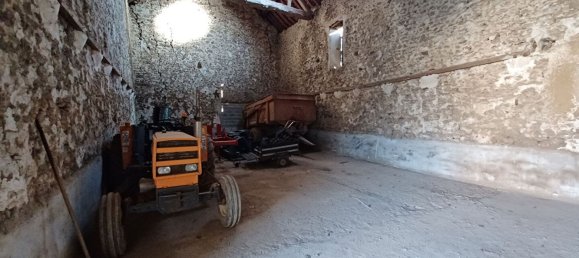 Дом с 7 комнатами в Вилье-ле-Бакль, Франция № 293341 2