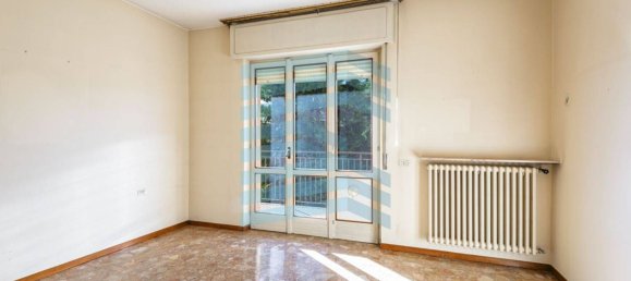 5-salle Appartement à Ponteranica, Italy No. 129662 15