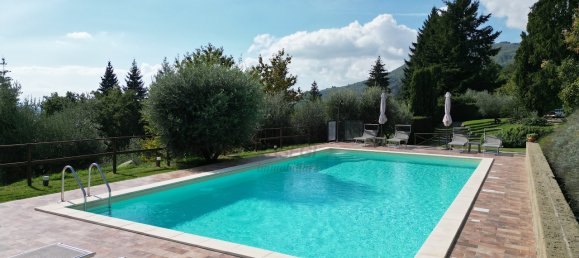 Отель, гостиница с 6 спальнями в Пескалья, Италия № 218548 7