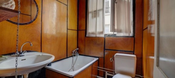 Studio à Paris, France No. 164123 7