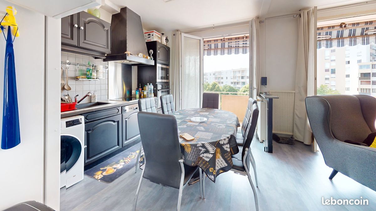 Квартира с 2 спальнями в Бур-ле-Валанс, Франция № 285293