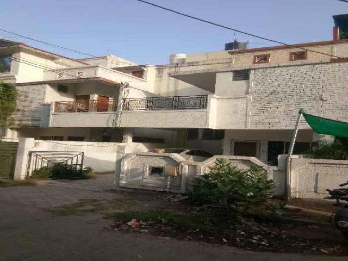 3 bedrooms House in Bhopal, India No. 26197