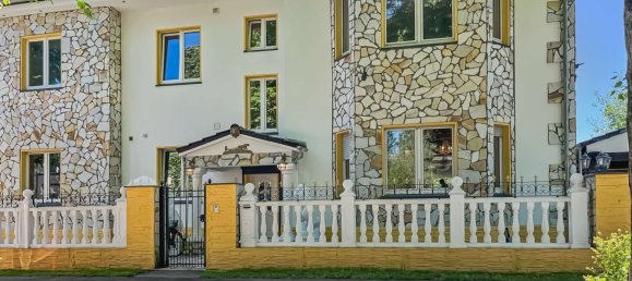 7 bedrooms Villa in Recklinghausen, Germany No. 261144 2