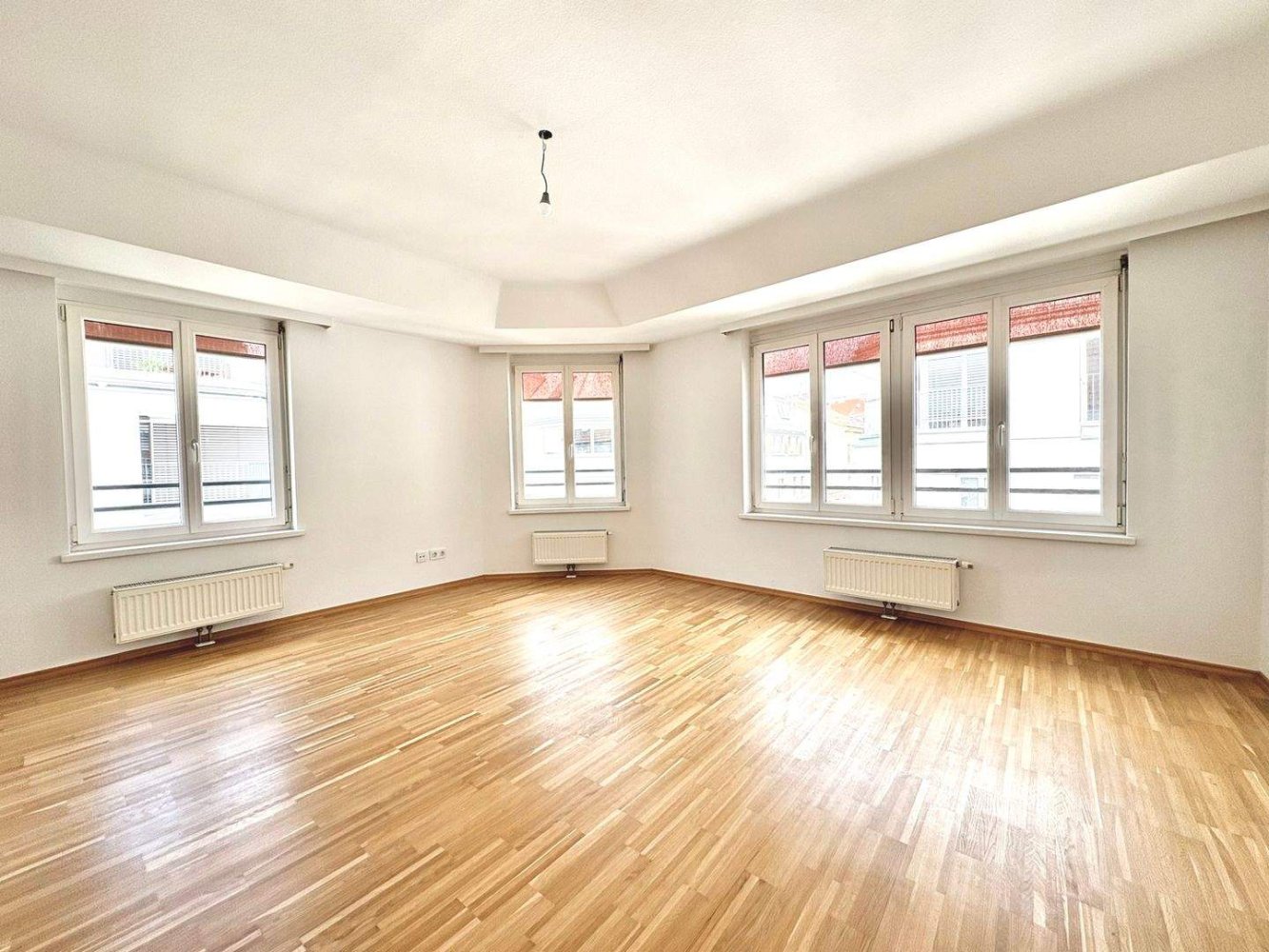 2 rooms Apartment in Hernals, Austria No. 242567