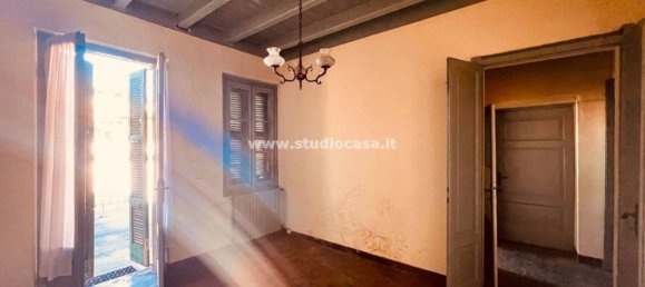 4 bedrooms House in Crema, Italy No. 341542 8