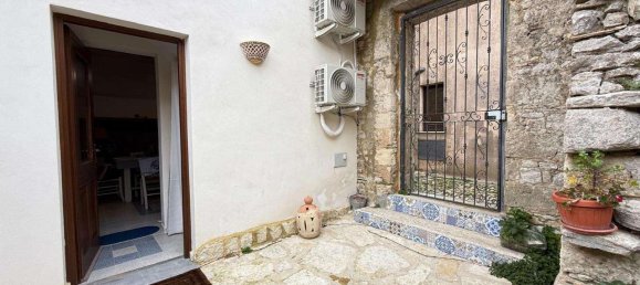 5-Zimmer Villa in Erice, Italy, Nr. 233154 11
