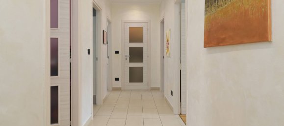 2 bedrooms Apartment in Rivoli, Italy No. 358829 6