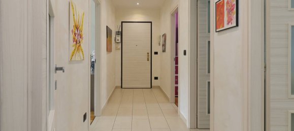 2 bedrooms Apartment in Rivoli, Italy No. 358829 5