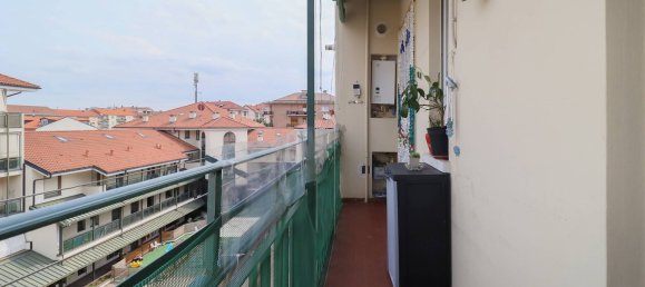 2 bedrooms Apartment in Rivoli, Italy No. 358829 32
