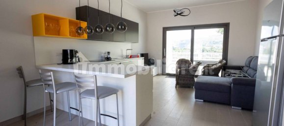2 Schlafzimmer Villa in Tropea, Italy, Nr. 104254 10