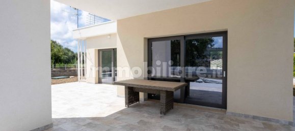 2 Schlafzimmer Villa in Tropea, Italy, Nr. 104254 9