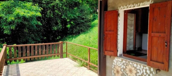 3 rooms Villa in Dongo, Italy No. 109308 5