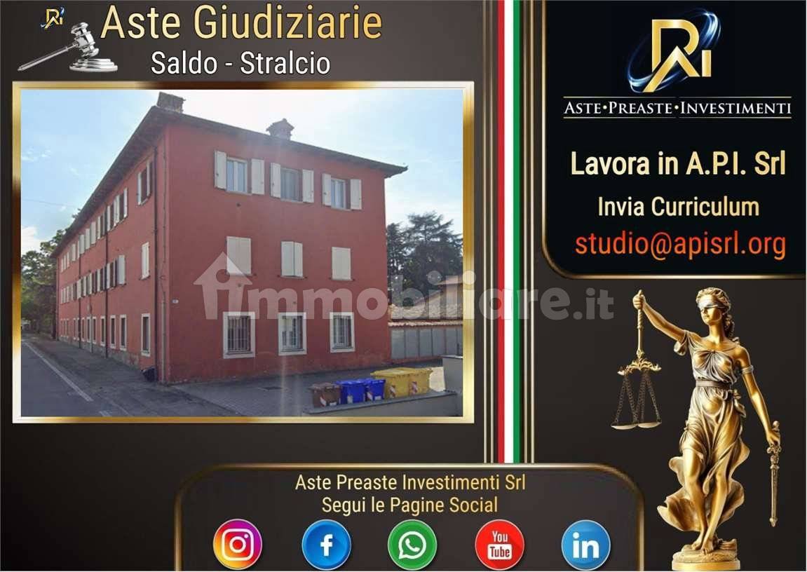 1 bedroom Apartment in Parma, Italy No. 265806