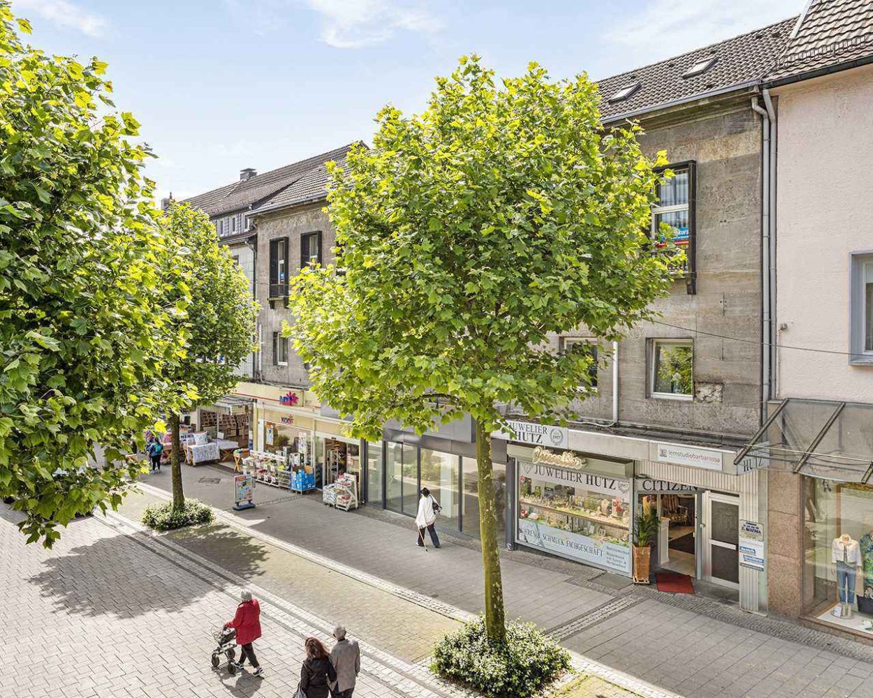 Edificio de 16 habitaciónes en Remscheid, Germany No. 341971