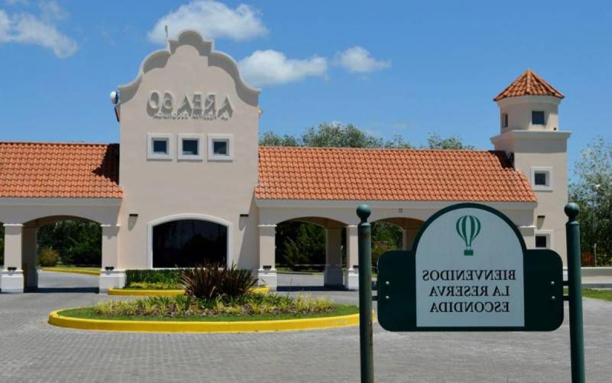  Land in Campo Creado, Argentina No. 41976