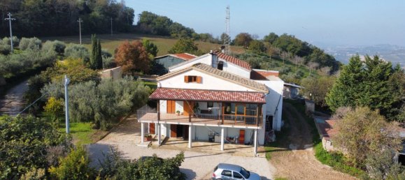 7 rooms House in Ripatransone, Italy No. 173440 4