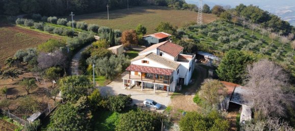 7 rooms House in Ripatransone, Italy No. 173440 3