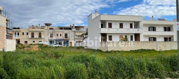 395m² Land in Oria, Italy No. 156101 3