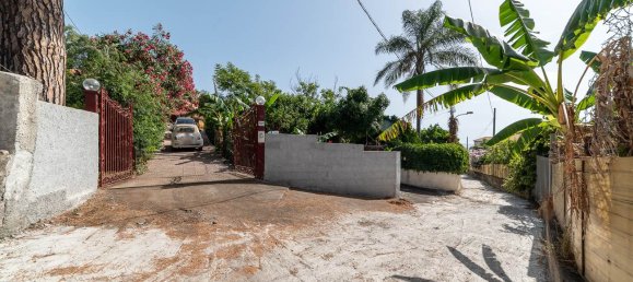 Villa de 3 dormitorios en Riposto, Italy No. 282827 2