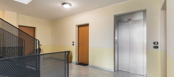 3-salle Appartement à Cornate d'Adda, Italy No. 334575 27