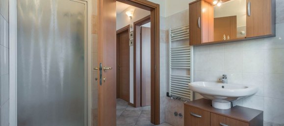 3-salle Appartement à Cornate d'Adda, Italy No. 334575 21