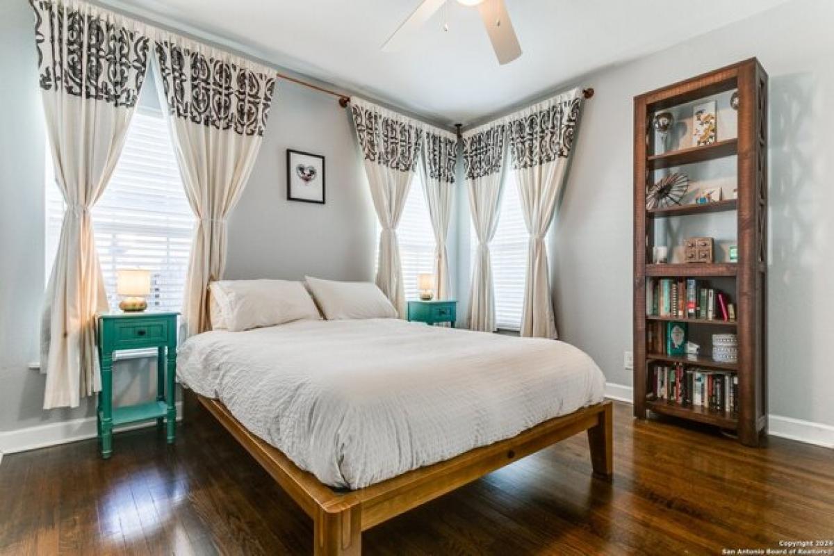 2 bedrooms House in San Antonio, USA No. 381762