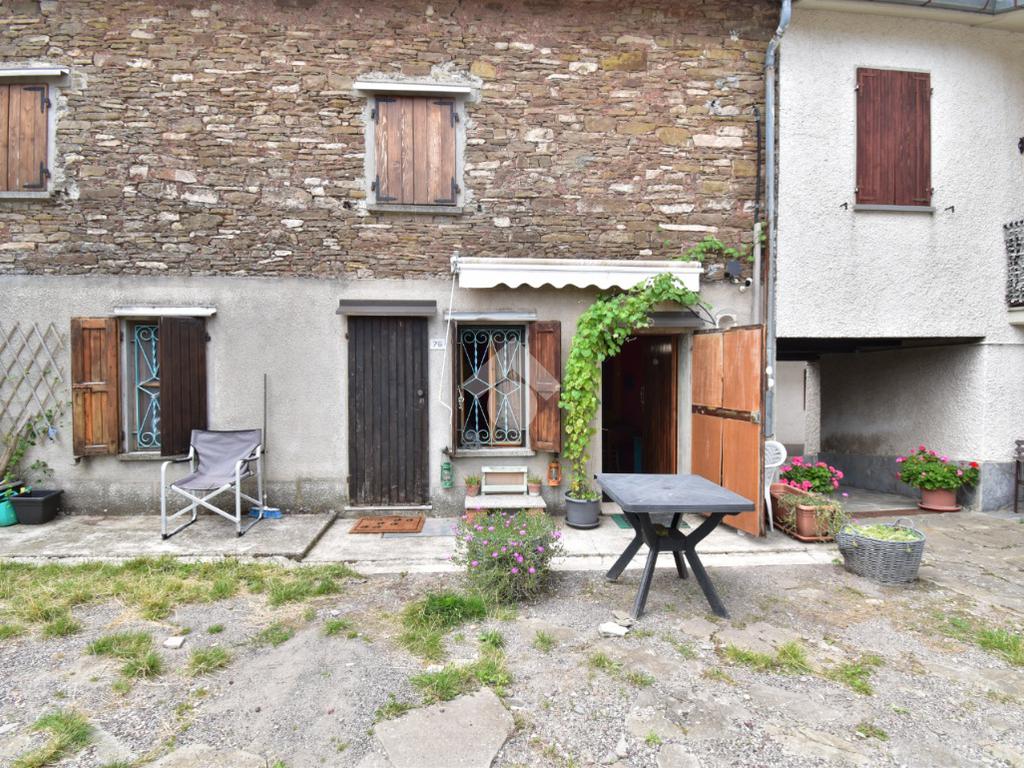 2 rooms Apartment in Berceto, Italy No. 316239