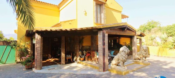 5 bedrooms Villa in Alhaurin de la Torre, Spain No. 137250 2