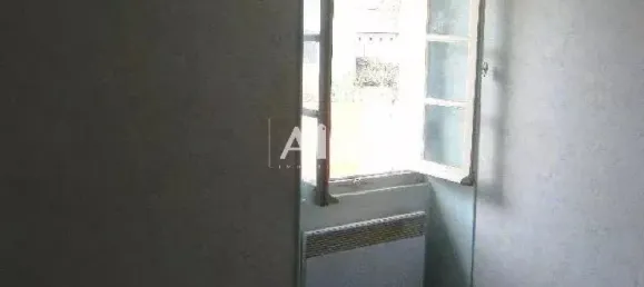 2 bedrooms House in Ruffec, France No. 333735 5