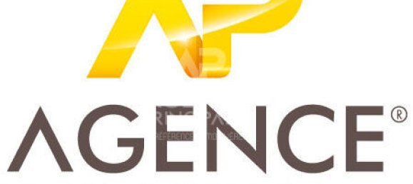 2 bedrooms Apartment in Suresnes, France No. 165015 10