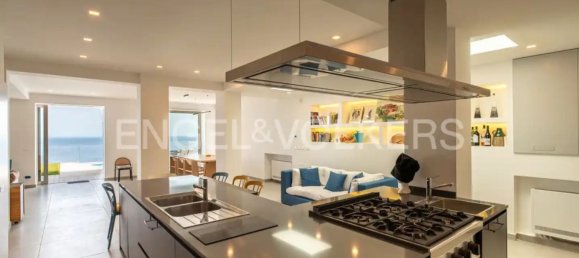 9 rooms Villa in Capo d'Orlando, Italy No. 105570 3