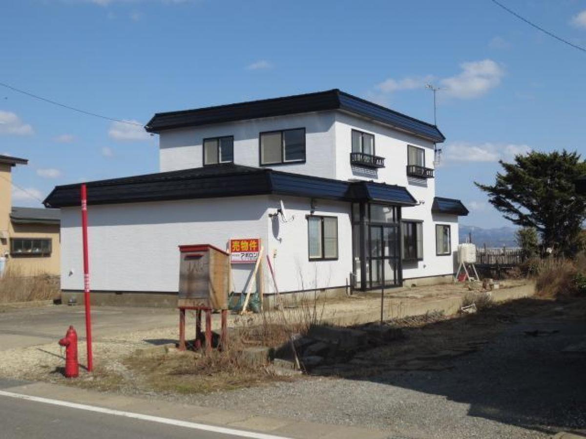 Casa de 5 dormitorios en Aomori, Japan No. 1945