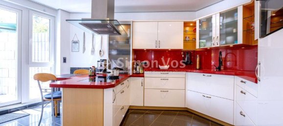 6 rooms Townhouse in Bottrop, Germany No. 364319 9