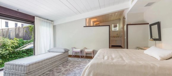 4 bedrooms Commercial property in Cannes, France No. 38275 9