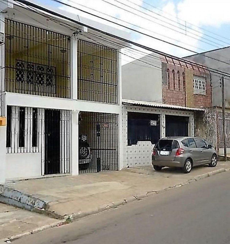 Casa de 4 dormitorios en Belem, Brazil No. 461382