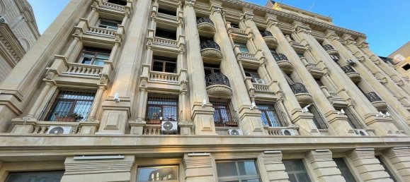 4 غرف نوم شقة في Sabail, Azerbaijan رقم 1666 22