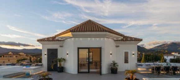 6 bedrooms Villa in Malaga, Spain No. 48462 20