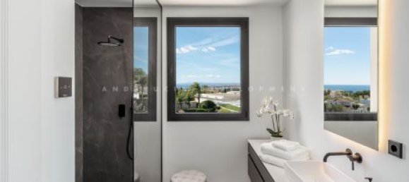 6 bedrooms Villa in Malaga, Spain No. 48462 17