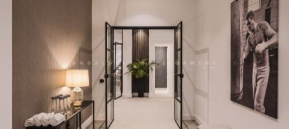 6 bedrooms Villa in Malaga, Spain No. 48462 23