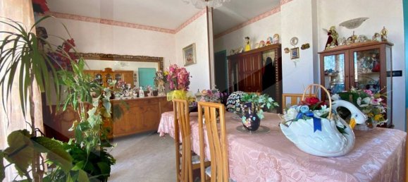 4 rooms Apartment in Bitonto, Italy No. 21313 2