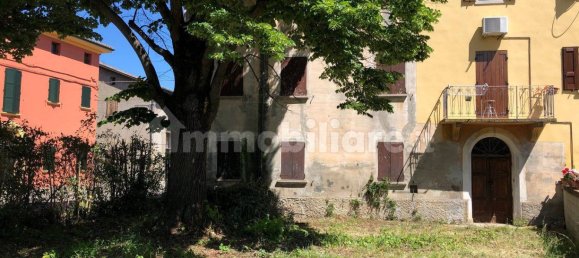 5 bedrooms Villa in Molinella, Italy No. 148590 4