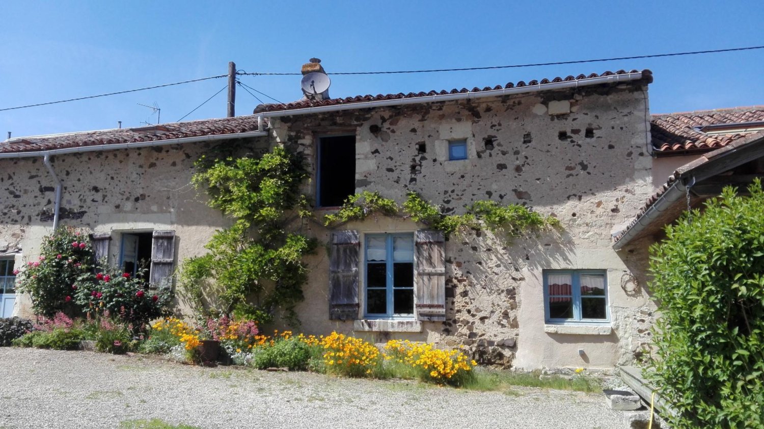 3 chambres Maison à Doué-en-Anjou, France No. 107430