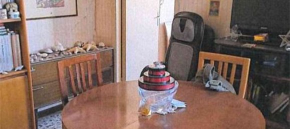 5 rooms Apartment in Ferrara, Italy No. 298044 10